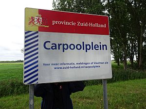 30725